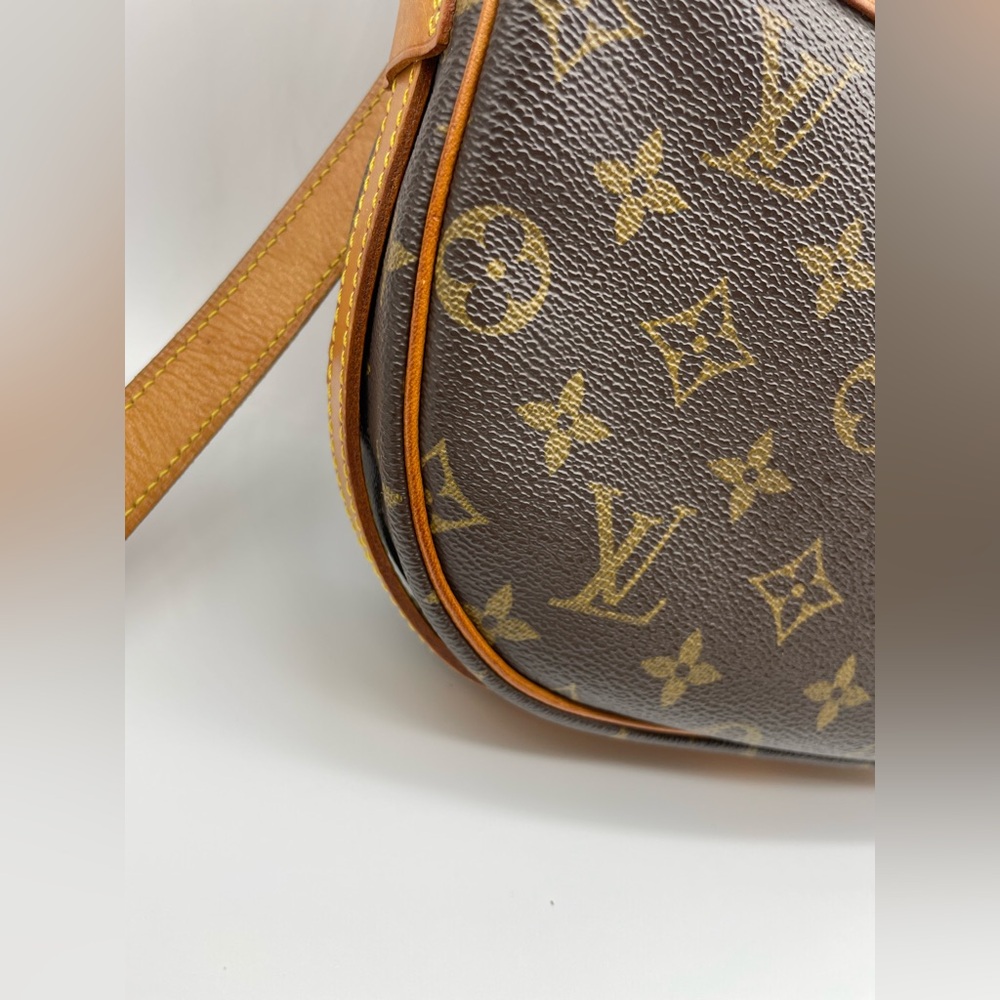 Louis Vuitton Jeune Fille Monogram Crosbody Bag - Picture 9 of 14